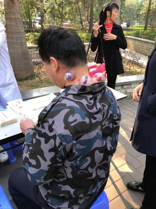 前横社区2017年中医药服务进社区健康咨询活动